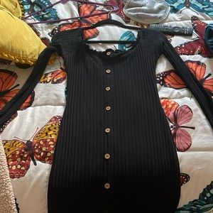 Fashion Nova dress off shoulder size large